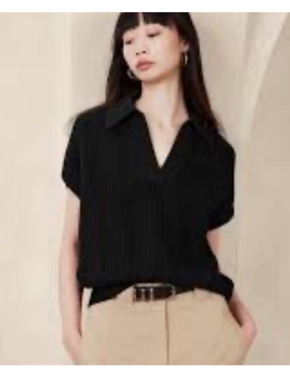 Banana Republic Black Short-Sleeve Collared Top - Classic Sweater Sz Medium